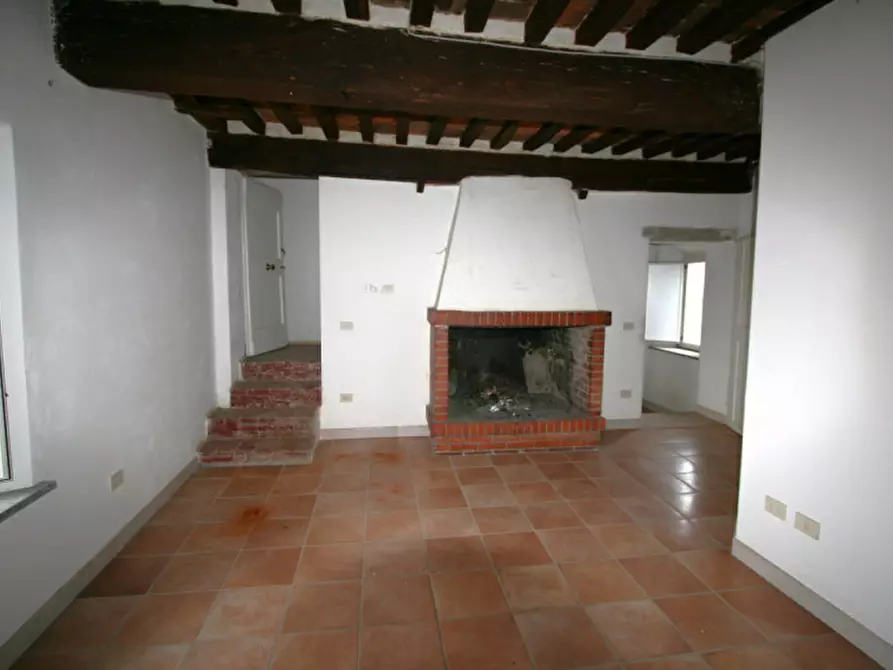 Immagine 2 di Rustico / casale in vendita  a Sinalunga