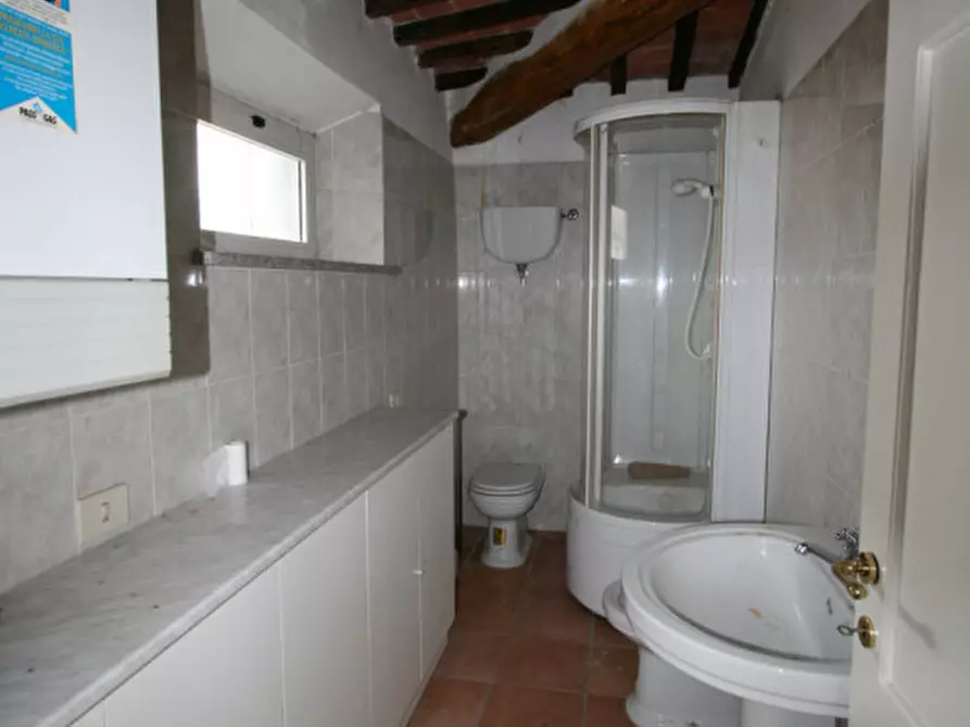 Immagine 24 di Rustico / casale in vendita  a Sinalunga