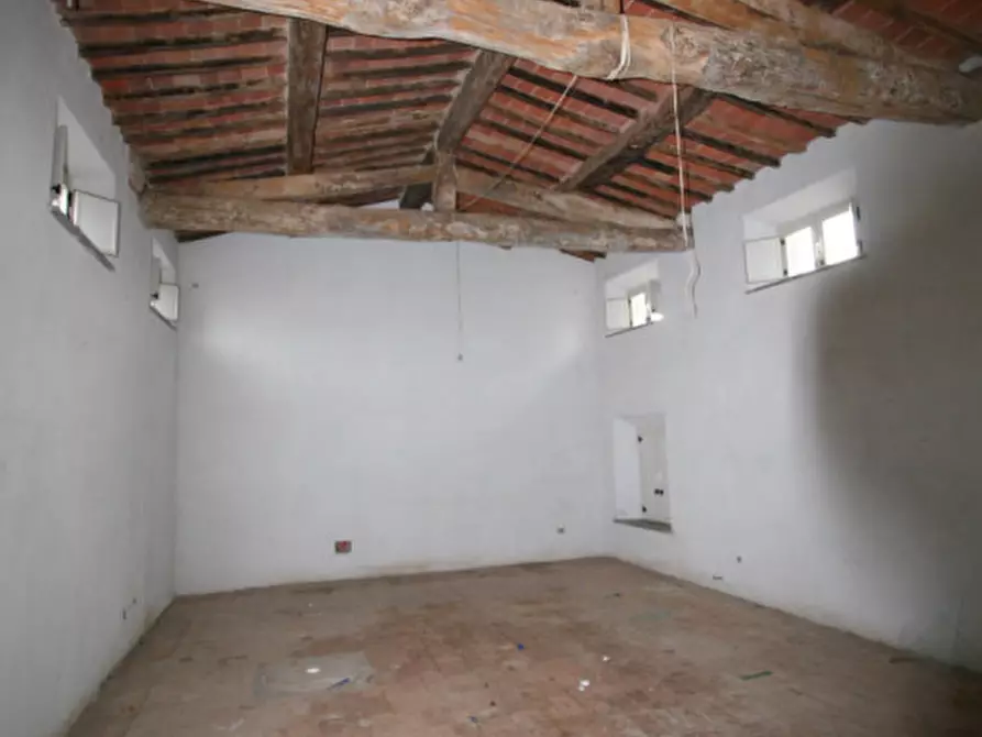 Immagine 33 di Rustico / casale in vendita  a Sinalunga