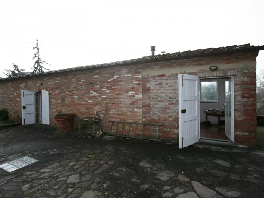 Immagine 37 di Rustico / casale in vendita  a Sinalunga