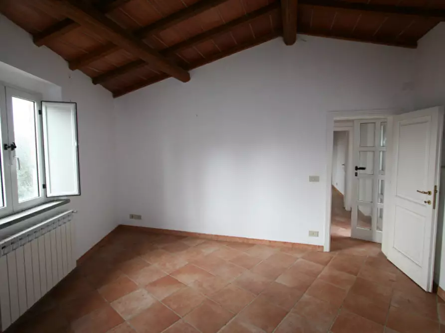 Immagine 49 di Rustico / casale in vendita  a Sinalunga