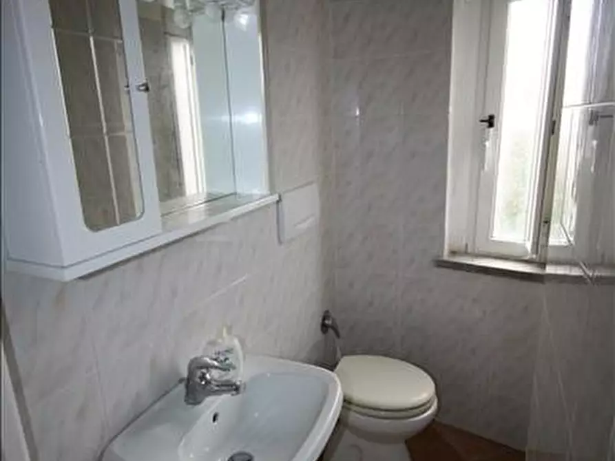 Immagine 21 di Rustico / casale in vendita  a Sinalunga