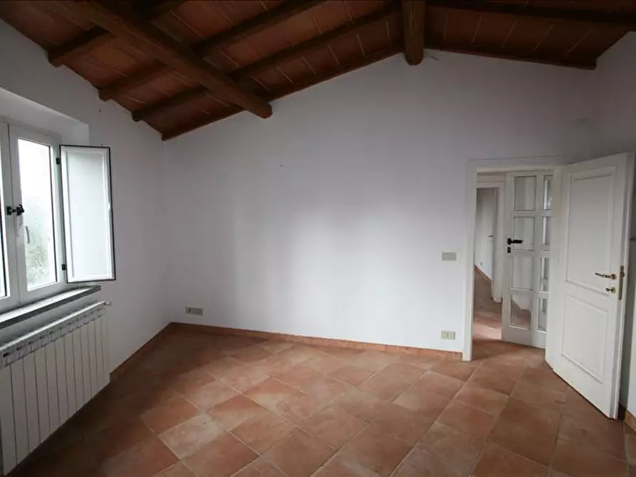 Immagine 23 di Rustico / casale in vendita  a Sinalunga