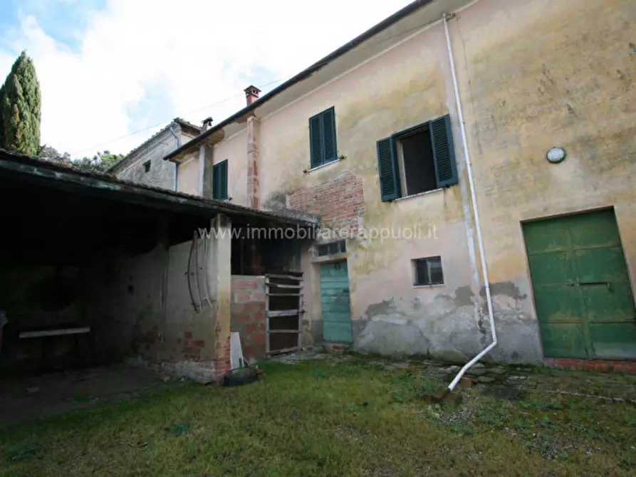 Immagine 4 di Rustico / casale in vendita  a Cortona