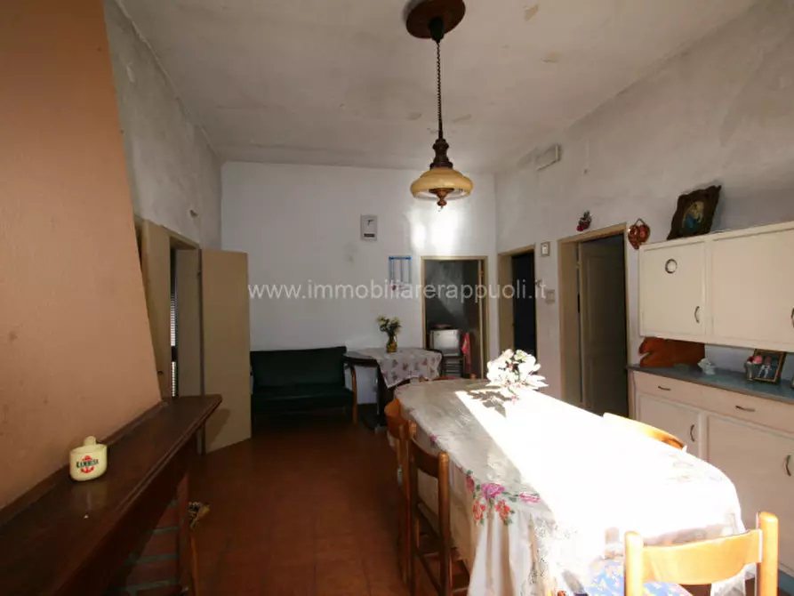 Immagine 17 di Rustico / casale in vendita  a Cortona