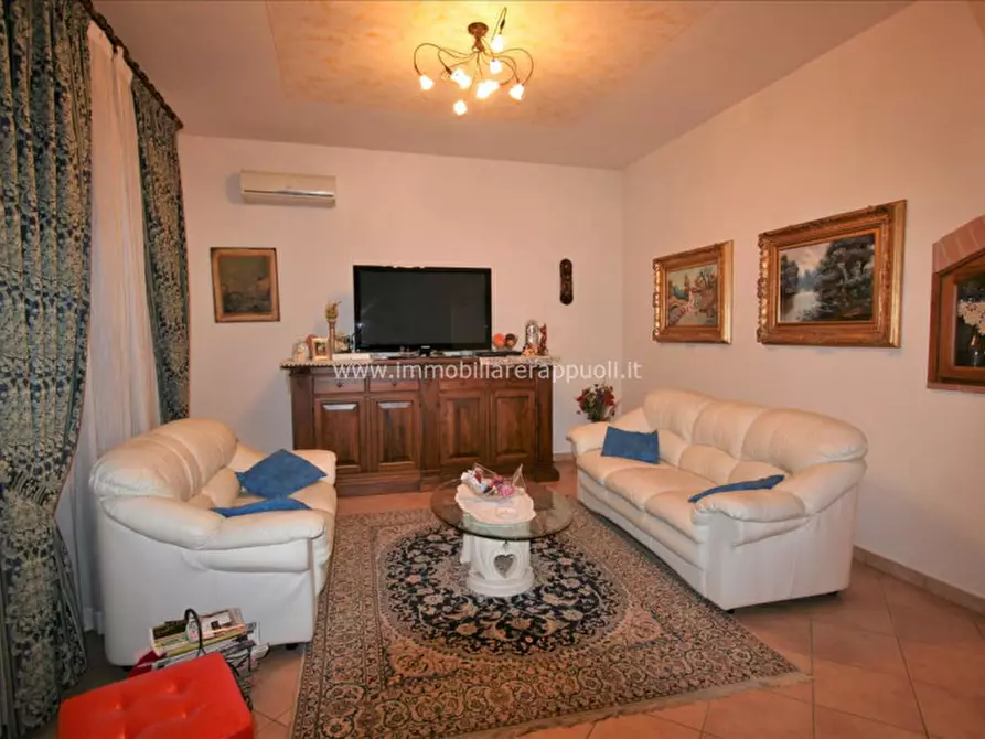 Immagine 4 di Appartamento in vendita  a Sinalunga