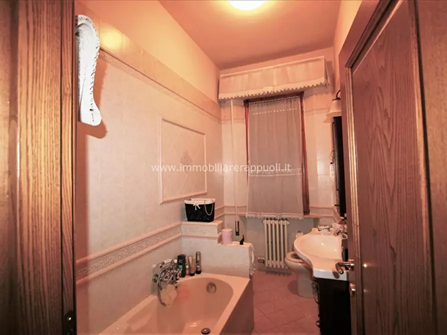 Immagine 9 di Appartamento in vendita  a Sinalunga