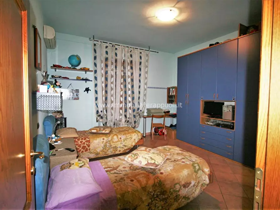 Immagine 10 di Appartamento in vendita  a Sinalunga