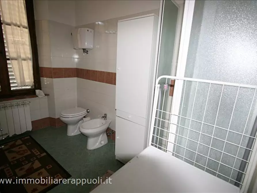 Immagine 2 di Appartamento in vendita  a Sinalunga