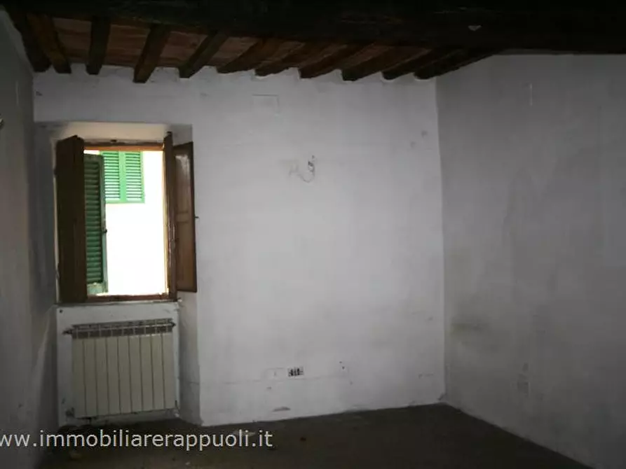 Immagine 3 di Appartamento in vendita  a Sinalunga