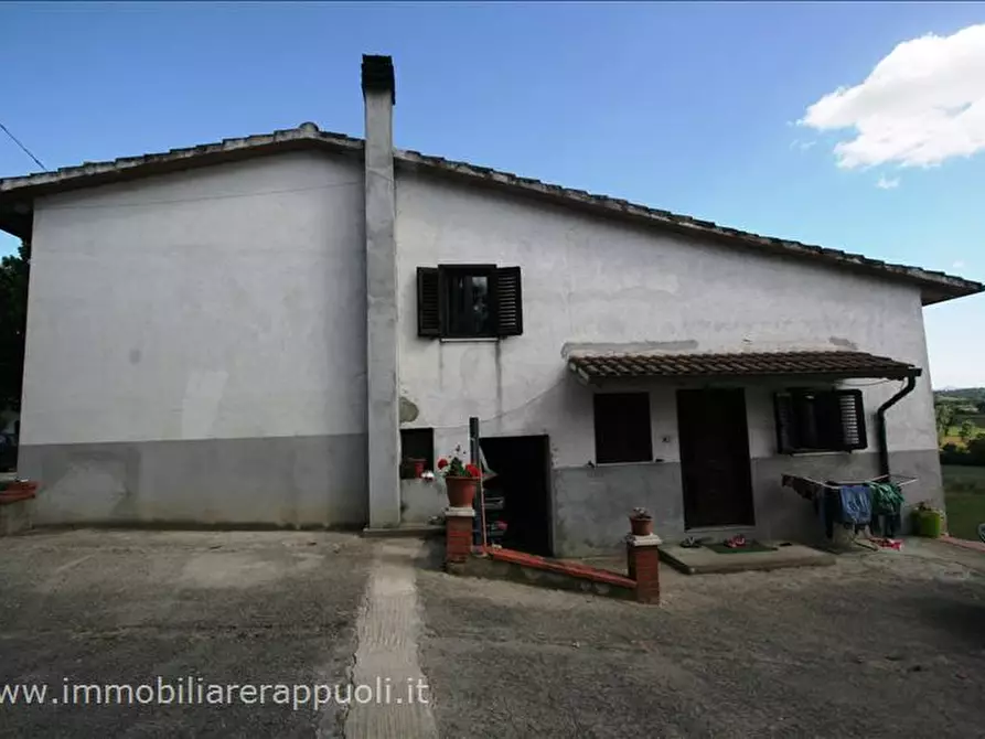 Immagine 35 di Casa indipendente in vendita  a Foiano Della Chiana