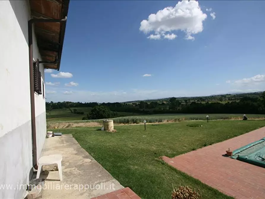 Immagine 37 di Casa indipendente in vendita  a Foiano Della Chiana