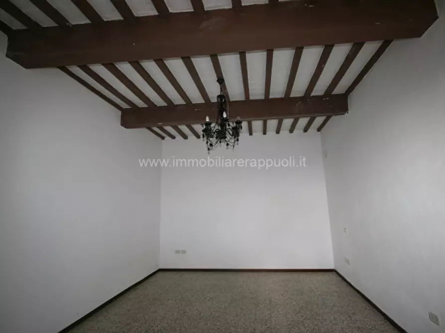 Immagine 4 di Appartamento in vendita  a Sinalunga