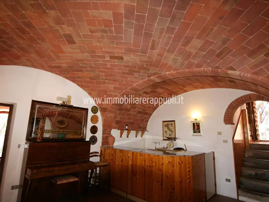 Immagine 5 di Rustico / casale in vendita  a Sinalunga
