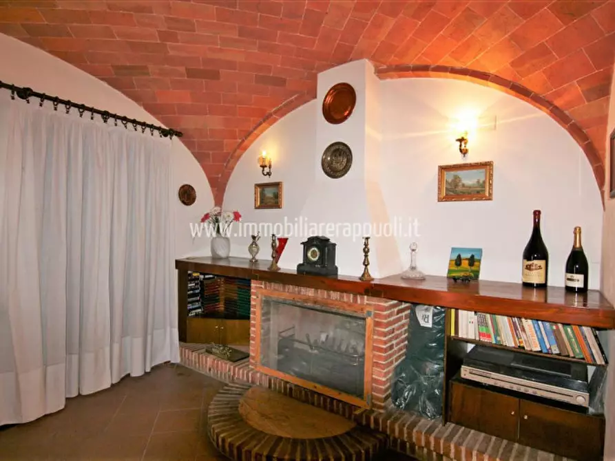 Immagine 6 di Rustico / casale in vendita  a Sinalunga