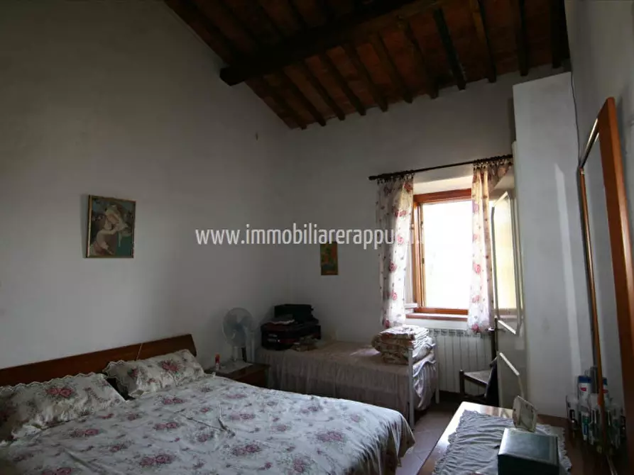 Immagine 18 di Rustico / casale in vendita  a Sinalunga