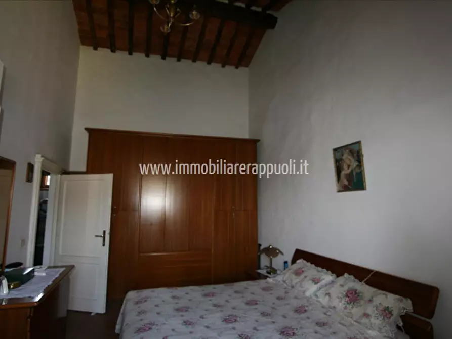 Immagine 19 di Rustico / casale in vendita  a Sinalunga