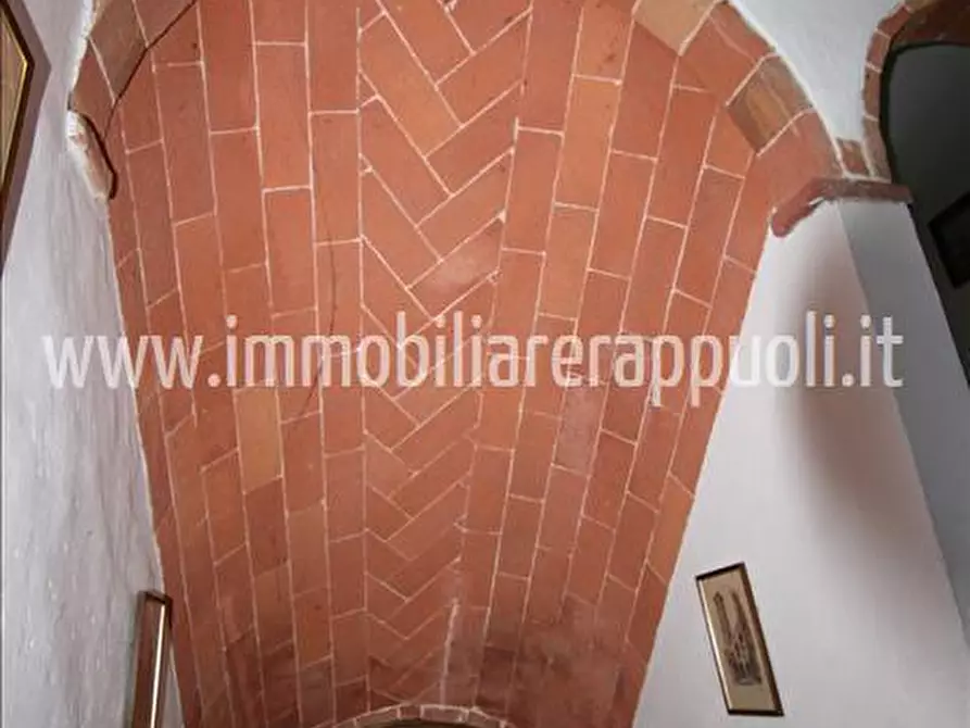 Immagine 26 di Rustico / casale in vendita  a Sinalunga