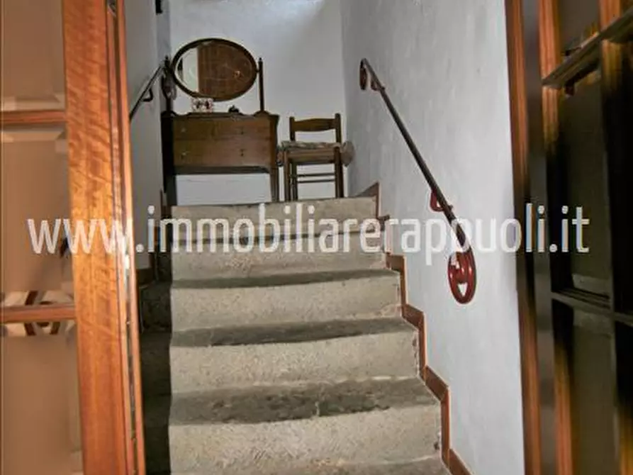 Immagine 28 di Rustico / casale in vendita  a Sinalunga