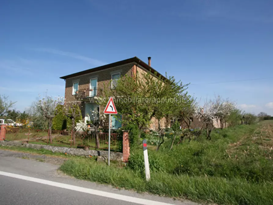 Immagine 2 di Casa indipendente in vendita  a Sinalunga