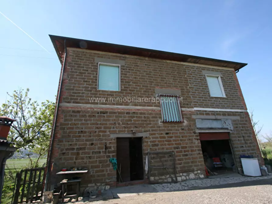 Immagine 3 di Casa indipendente in vendita  a Sinalunga