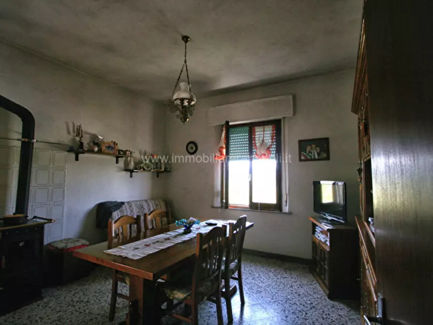 Immagine 5 di Casa indipendente in vendita  a Sinalunga