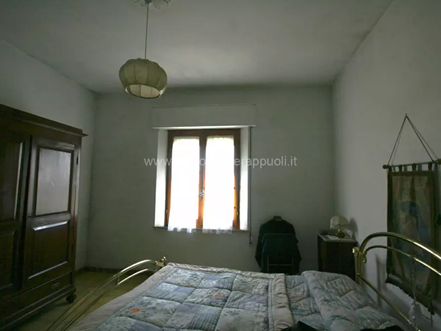 Immagine 11 di Casa indipendente in vendita  a Sinalunga