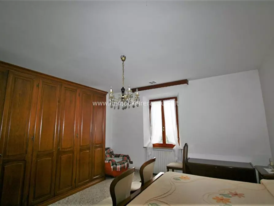 Immagine 3 di Appartamento in vendita  a Sinalunga