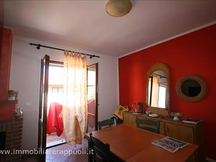 Immagine 4 di Appartamento in vendita  a Torrita Di Siena