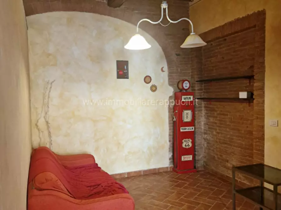 Immagine 1 di Appartamento in vendita  a Sinalunga