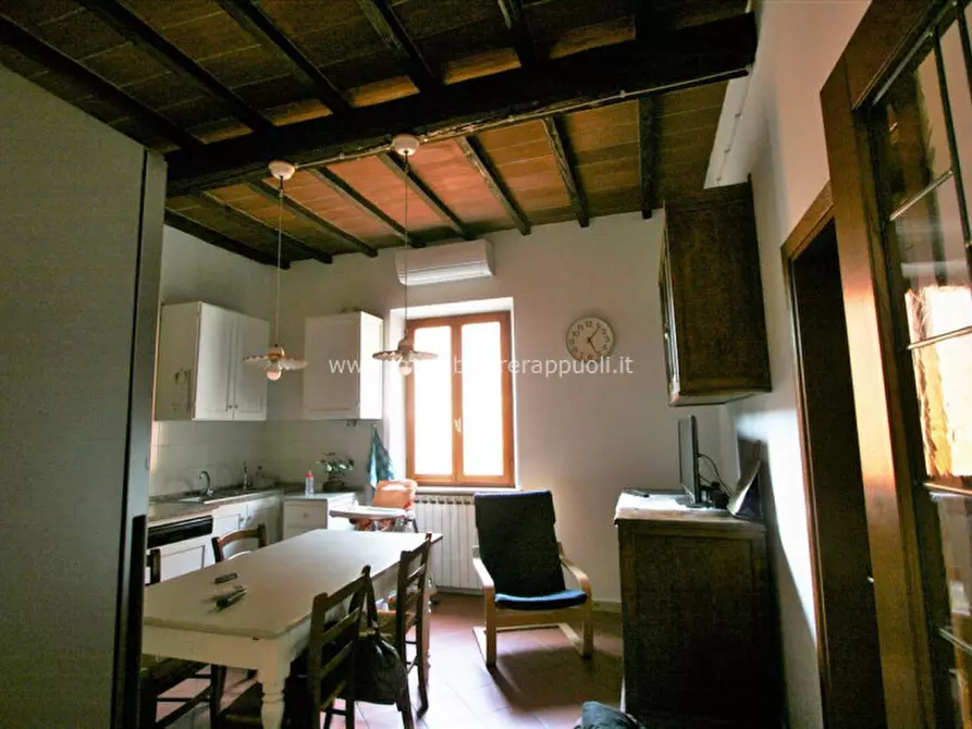 Immagine 2 di Casa indipendente in vendita  a Sinalunga