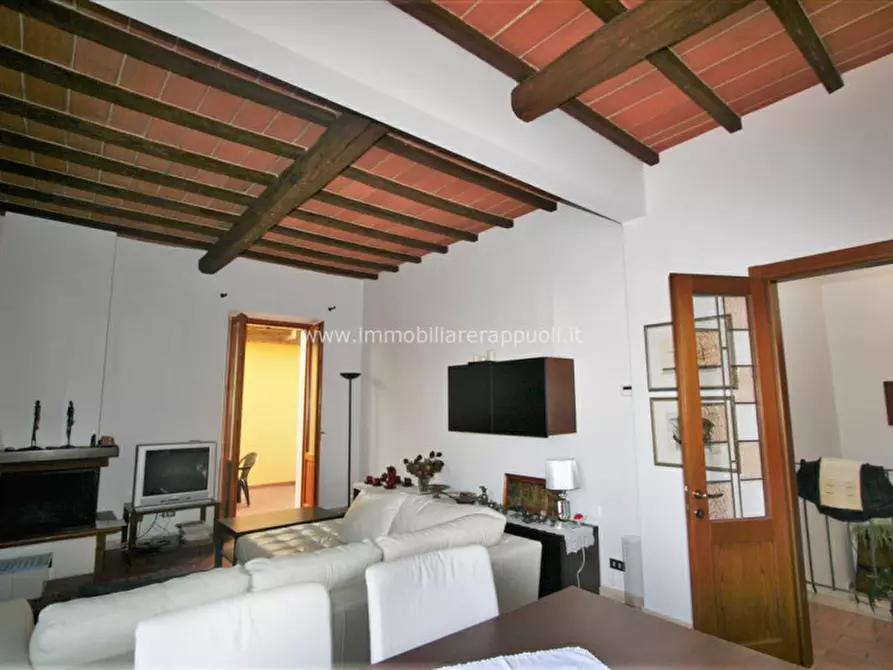 Immagine 5 di Casa indipendente in vendita  a Sinalunga