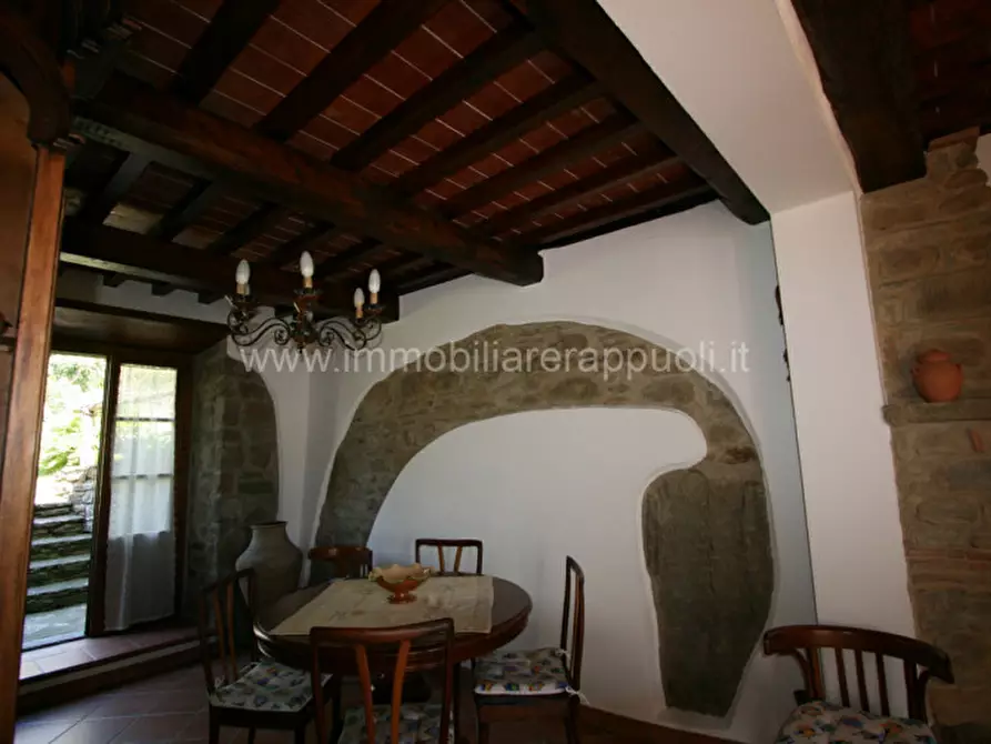 Immagine 20 di Rustico / casale in vendita  a Cortona