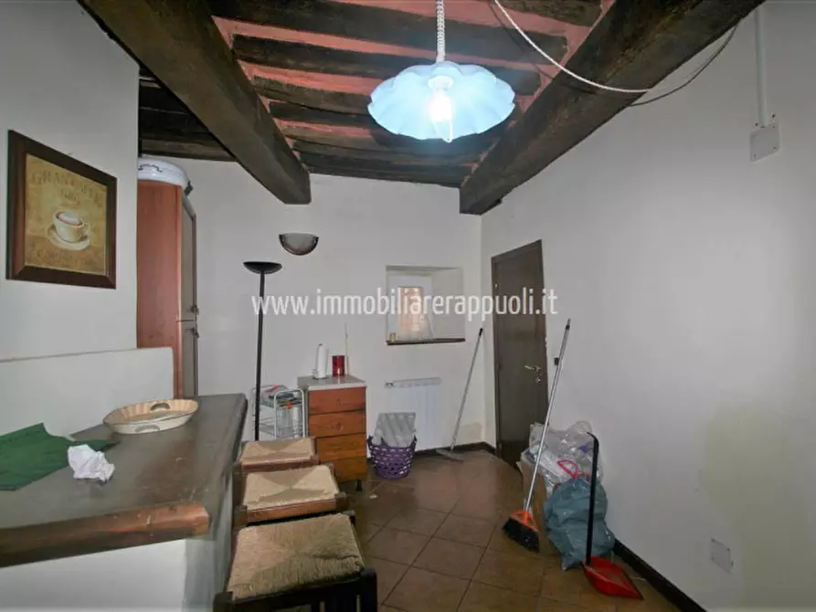 Immagine 11 di Appartamento in vendita  a Sinalunga