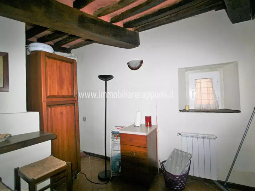 Immagine 12 di Appartamento in vendita  a Sinalunga