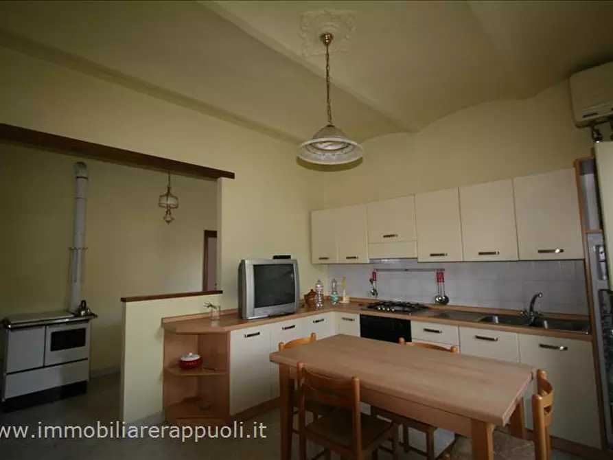 Immagine 9 di Casa indipendente in vendita  a Sinalunga