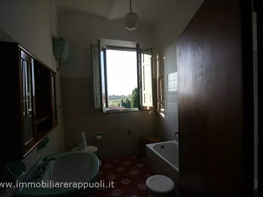 Immagine 12 di Casa indipendente in vendita  a Sinalunga
