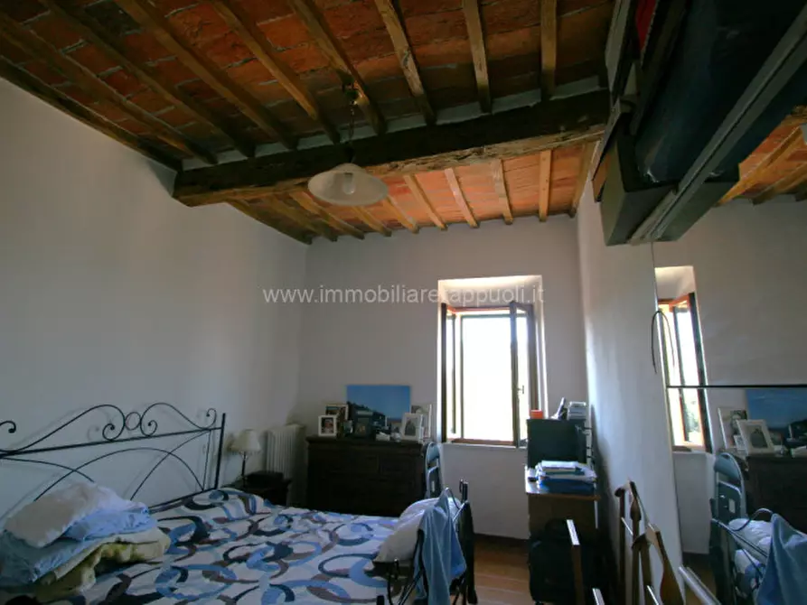 Immagine 2 di Appartamento in vendita  a Sinalunga