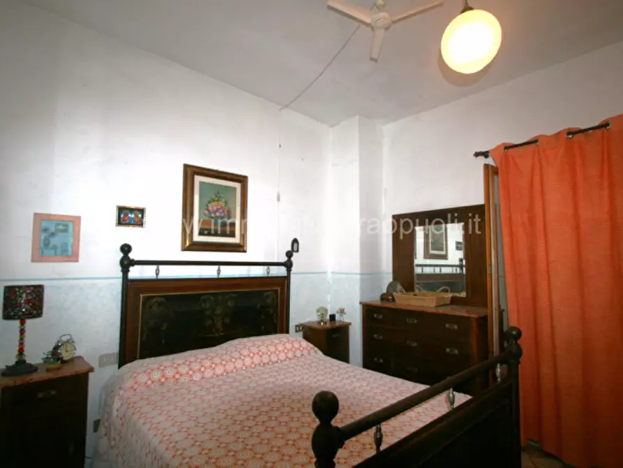 Immagine 14 di Casa indipendente in vendita  a Sinalunga