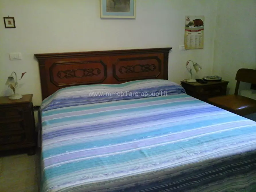 Immagine 6 di Appartamento in vendita  a Sinalunga