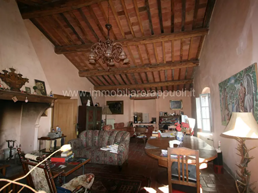 Immagine 1 di Rustico / casale in vendita  a Foiano Della Chiana