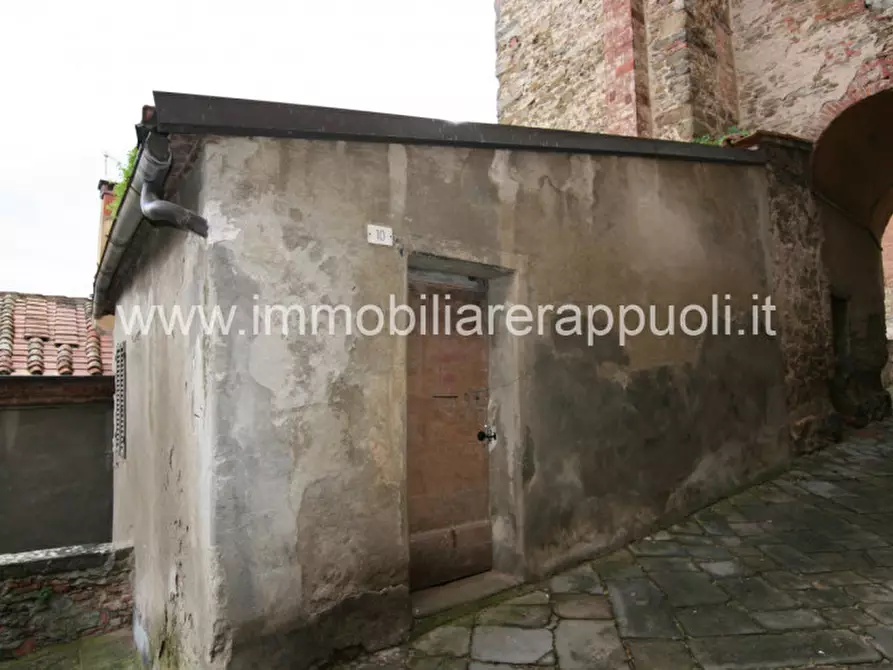 Immagine 12 di Appartamento in vendita  in via Spadaforte 10 a Sinalunga