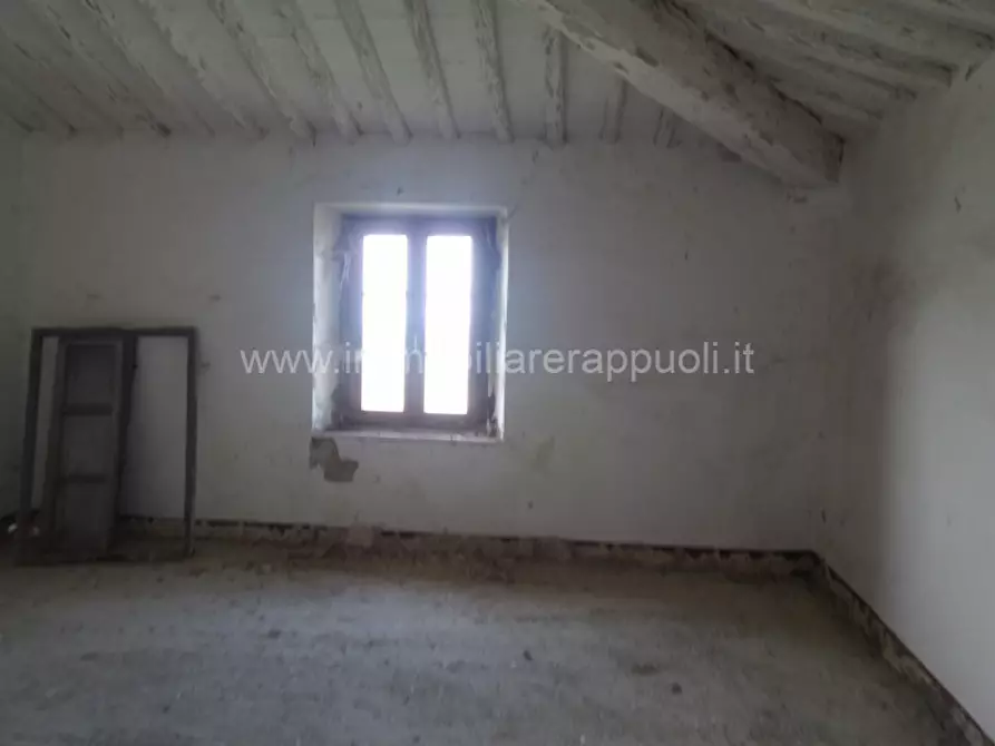 Immagine 36 di Rustico / casale in vendita  a Rapolano Terme