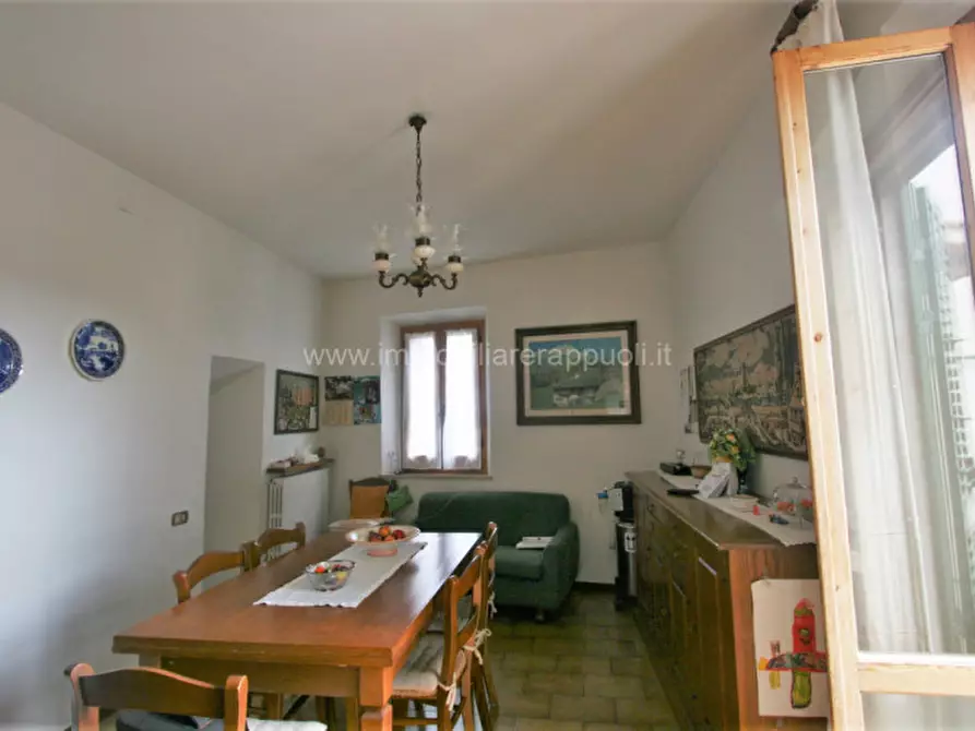 Immagine 2 di Appartamento in vendita  a Sinalunga