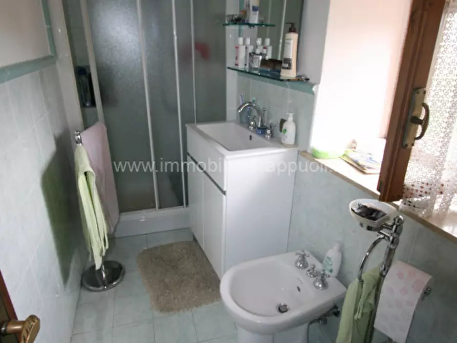 Immagine 4 di Appartamento in vendita  a Sinalunga