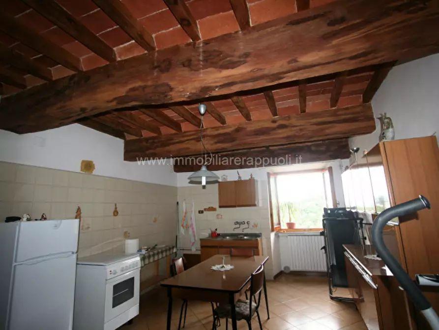 Immagine 12 di Appartamento in vendita  a Sinalunga