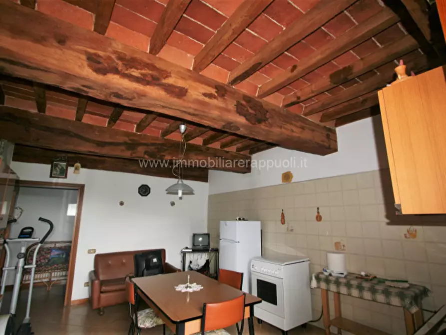 Immagine 13 di Appartamento in vendita  a Sinalunga