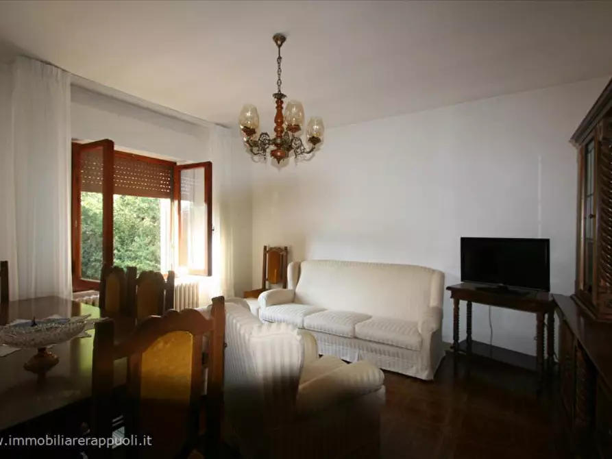 Immagine 10 di Casa indipendente in vendita  a Montepulciano