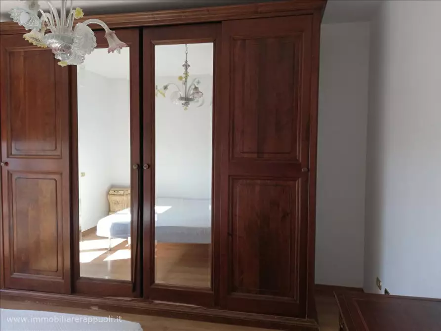 Immagine 2 di Appartamento in vendita  a Sinalunga