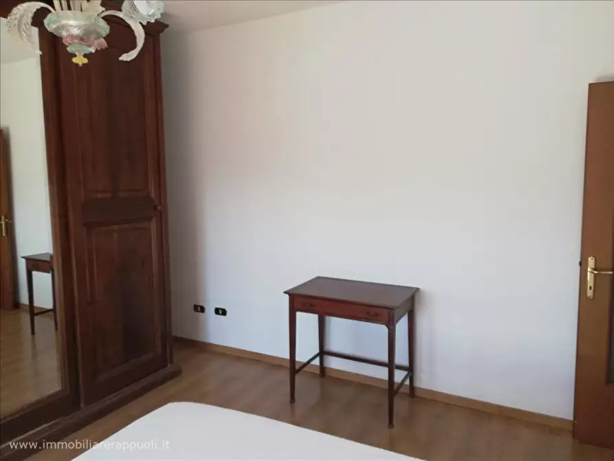 Immagine 4 di Appartamento in vendita  a Sinalunga